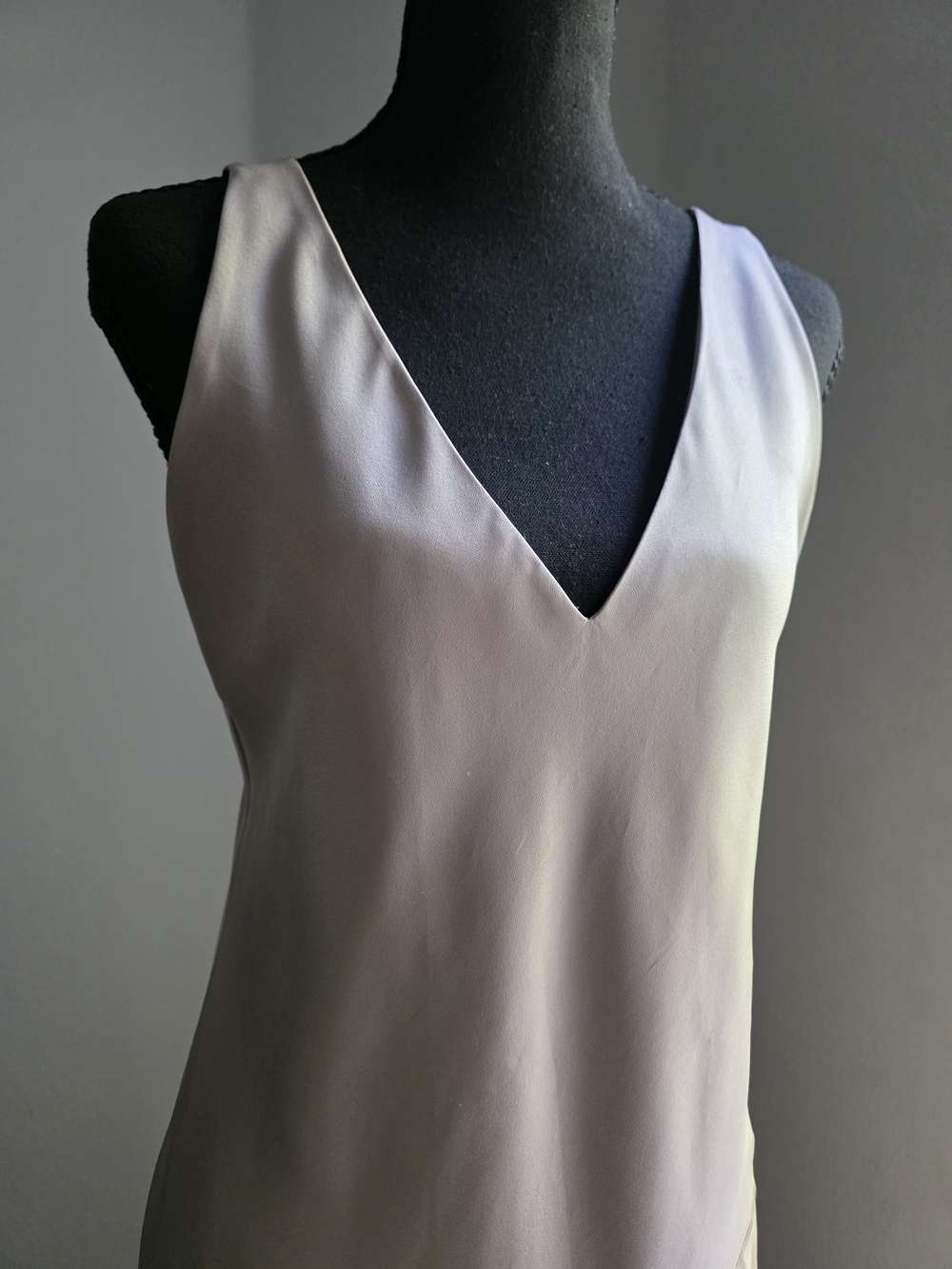ALLSAINTS Arta V-Neck Asymmetric Hem Satin Midi Dress - Size Medium - Picture 2 of 8